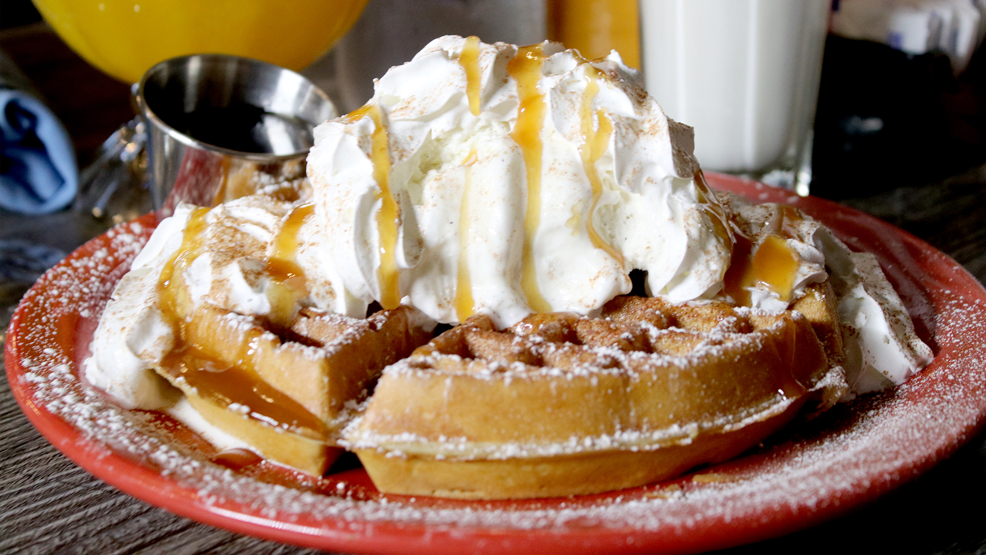Mimosas churro Waffle