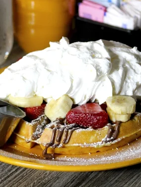 Mimosas Nutella Waffle